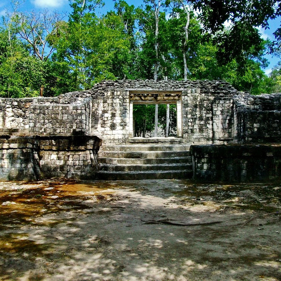 Tour to Calakmul and Balamkú