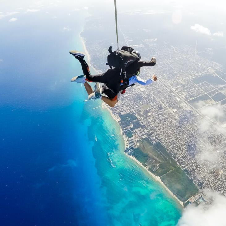 Skydive Maya