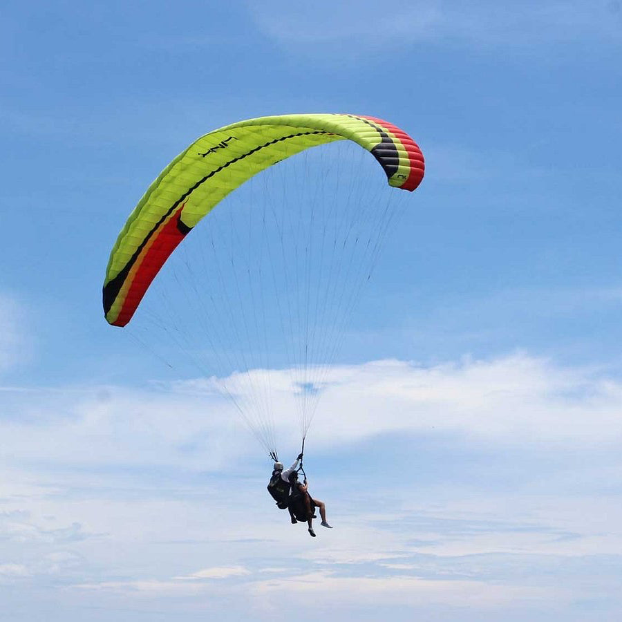 Paragliding flight over Chuburná Puerto